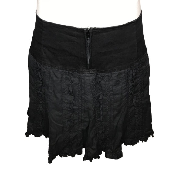 Tripp NYC Torrid VINTAGE Black Ruffle Mock Pleat Goth Lolita Skirt Size 26 PLUS - Picture 5 of 15